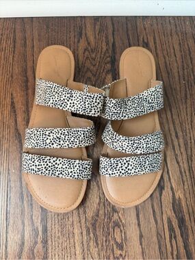 Women's Tan Slide Sandals with Black Speckle Straps